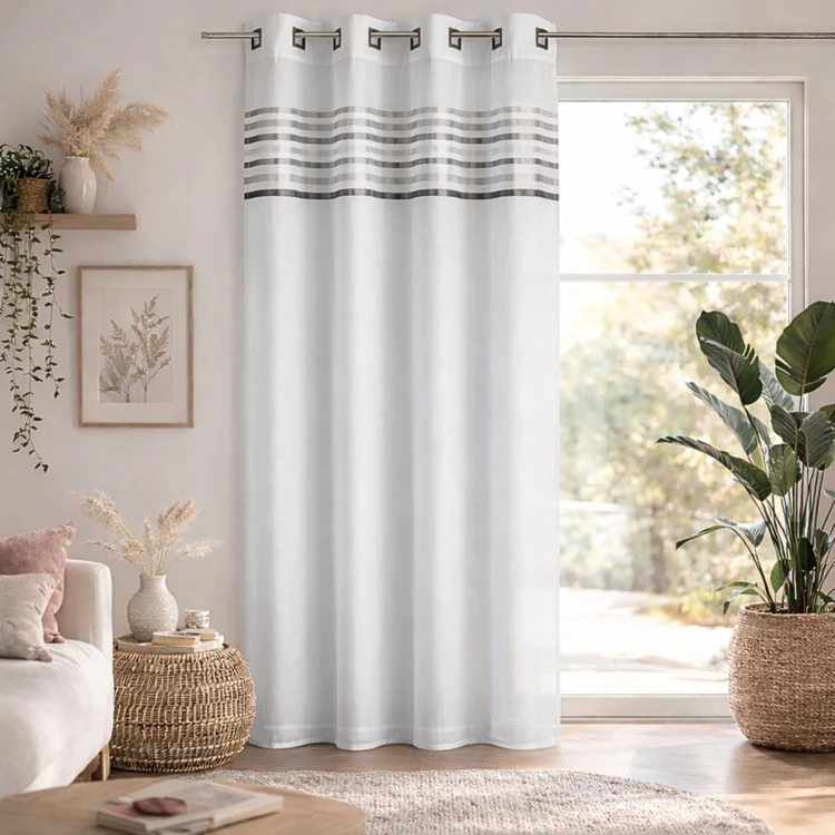 Voilage étamine parement tissé dans le haut