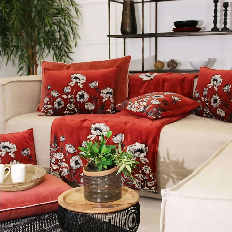 Edredon velours fleuri avec garniture