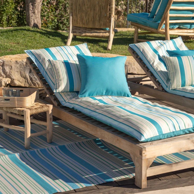 Matelas bain de soleil extérieur rayé