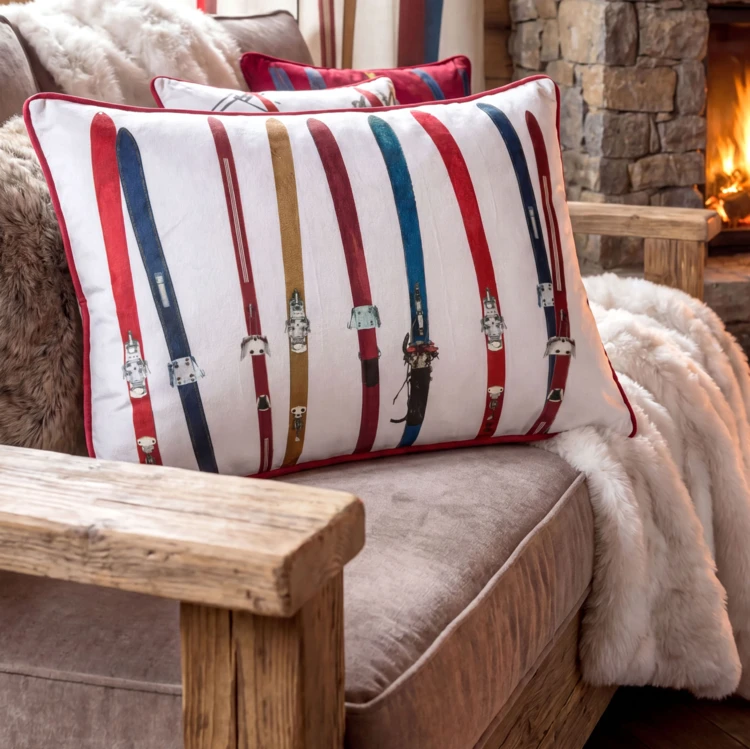 Coussin rectangulaire à motif skis vintage