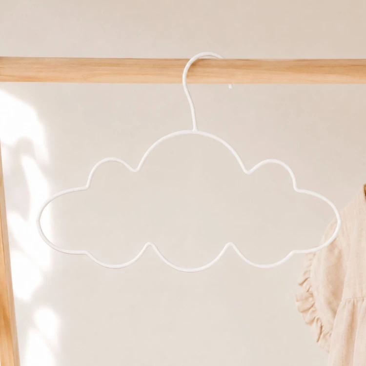 Perchas con forma de nube - 3 unidades