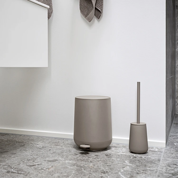 Brosse pour toilette en grès et acier