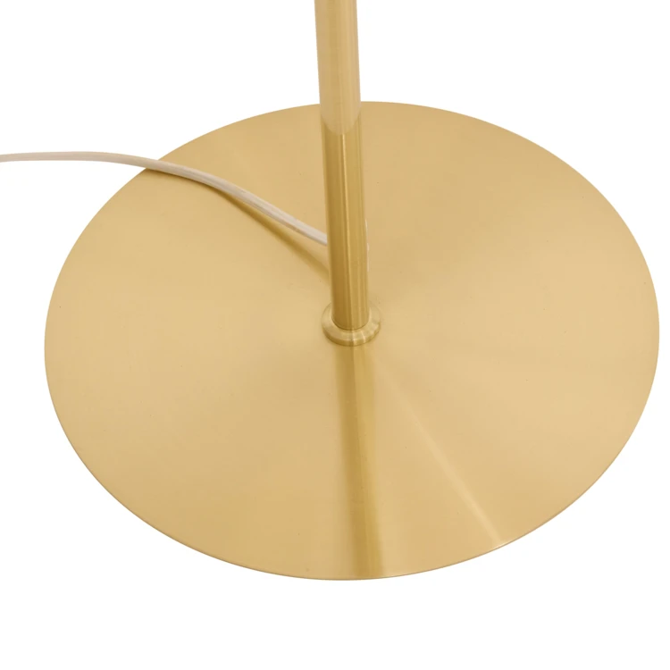 Lampadaire en acier design épuré