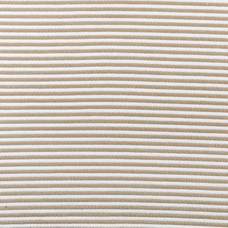 Coussin rayé à pompons