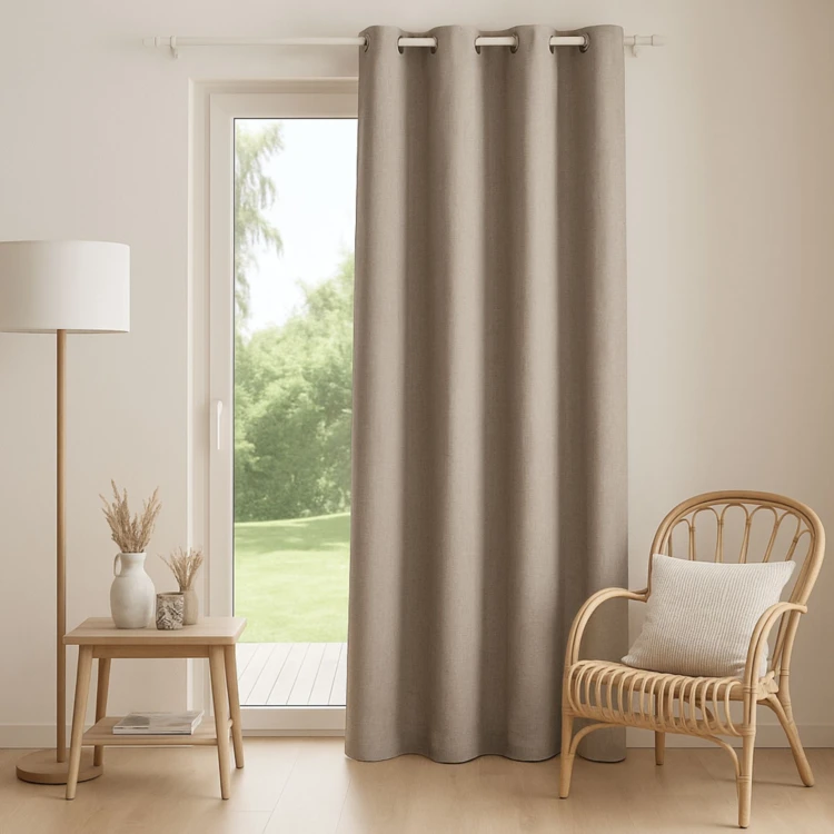 Cortina de oscurecimiento 100%