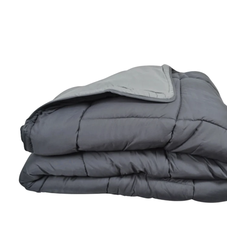 Couette chaude microfibre bicolore 400 gr/m2