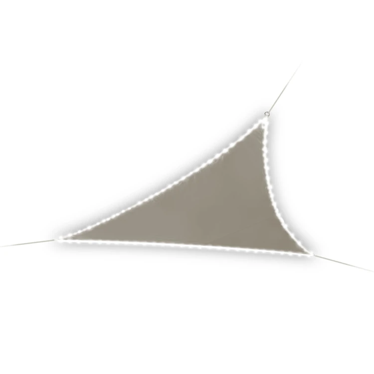 Voile d’ombrage triangulaire avec leds solaires