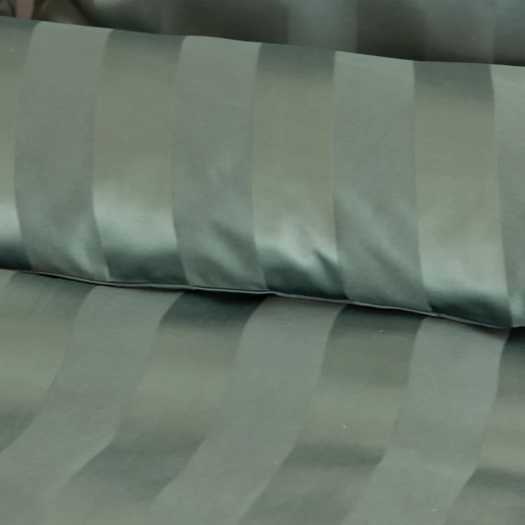 Set di biancheria da letto 3 pezzi in raso a righe sottili, copertina + federe