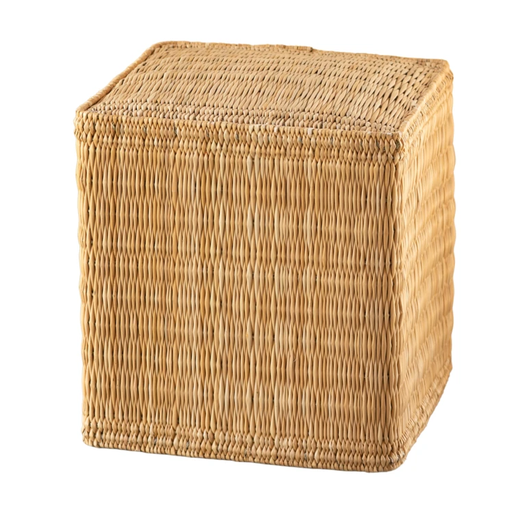 Pouf en paille tressée fait main
