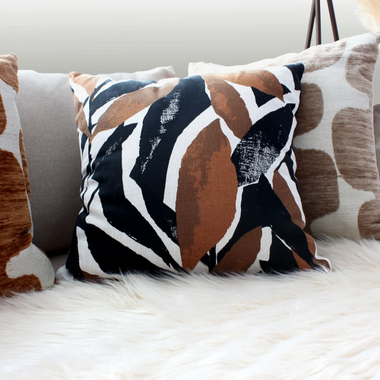 Coussin décoratif déhoussable motif graphique