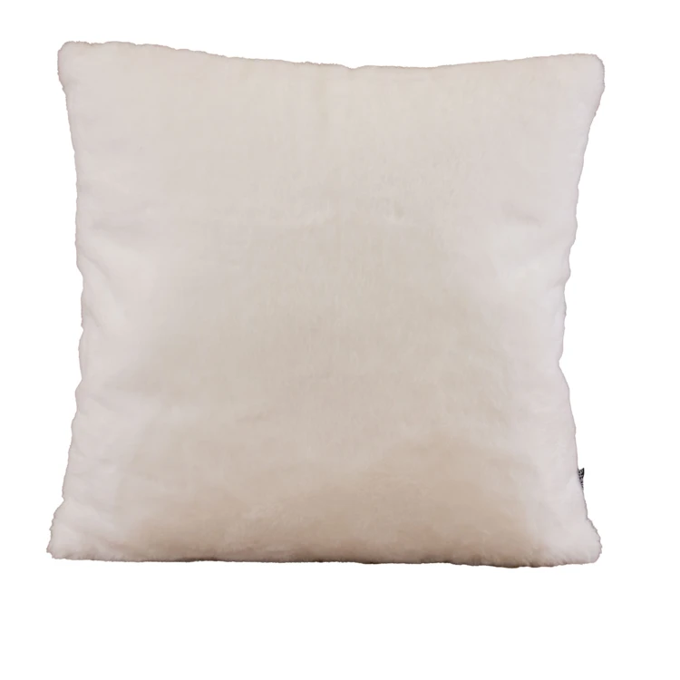 Coussin tout doux effet fourrure