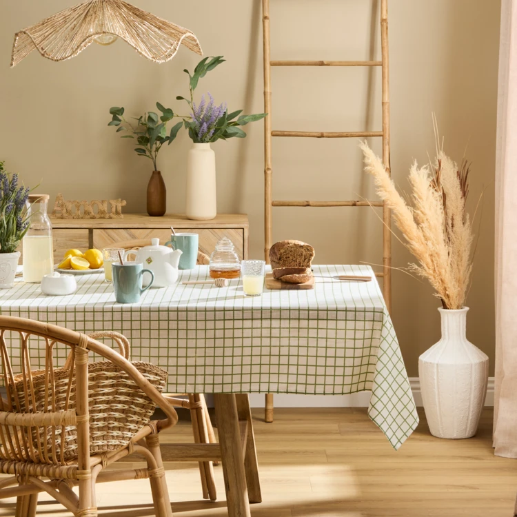 Nappe en coton carreaux traitement hydrofuge