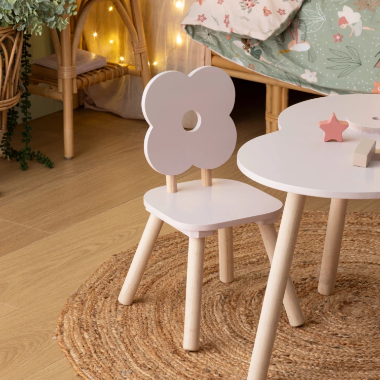 Chaise fleur rose pour enfant
