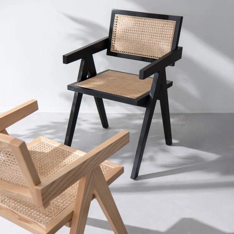Chaise design en bois et rotin