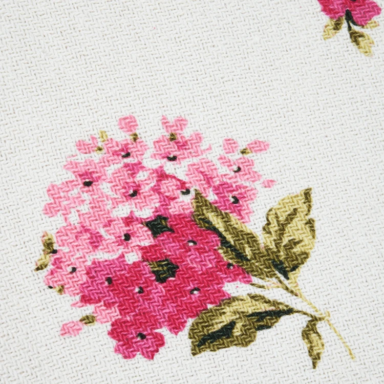 Plaid à motifs roses