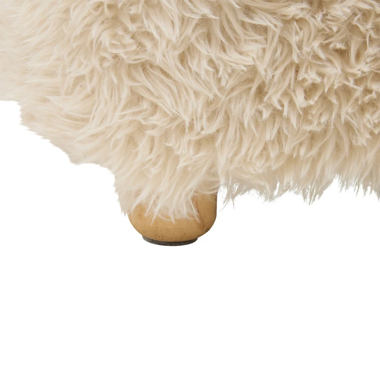Pouf carré à poils longs avec pieds en pin