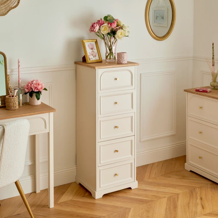 Cómoda de madera con 5 cajones y encimera de fresno
