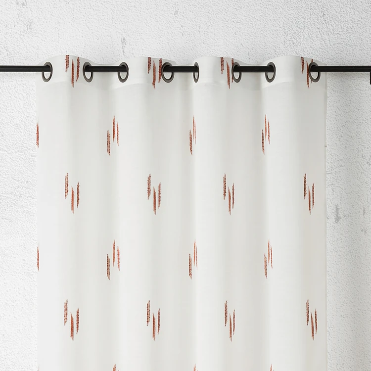 Voilage texturé motif fil coupé esprit ikat