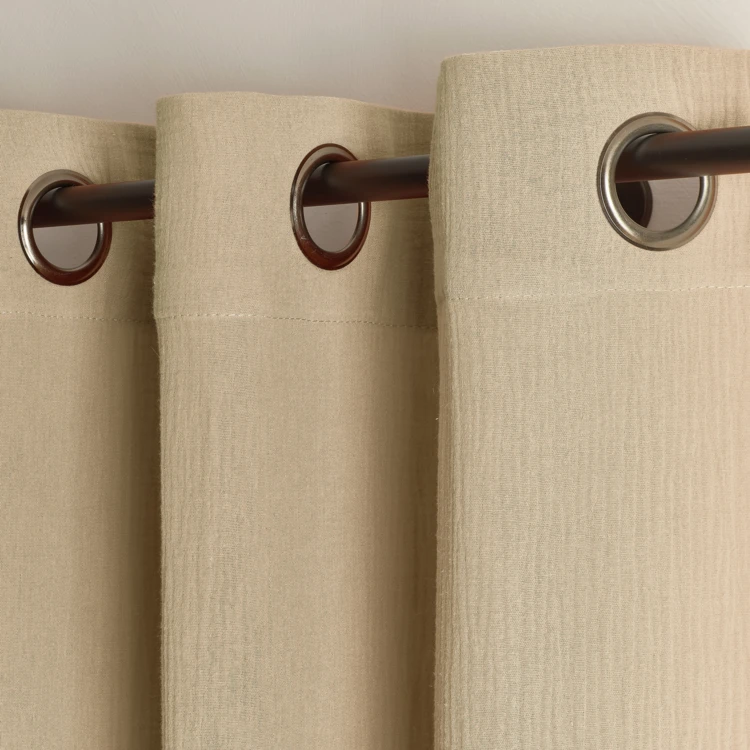 Vorhang aus gesiebter Baumwollgaze mit Ösen