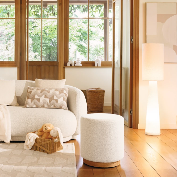 Pouf rond en tissu bouclette avec base bois