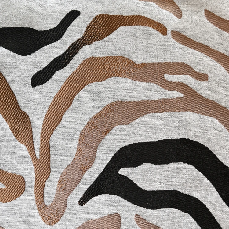 Jacquard-Möbelstoff mit verlaufendem Zebramuster