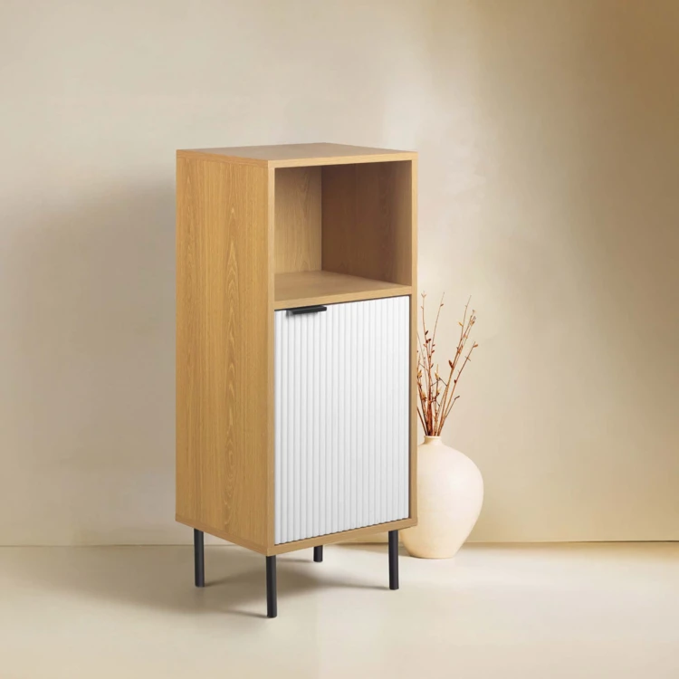 Meuble bas de salle de bain avec rangement à rainures