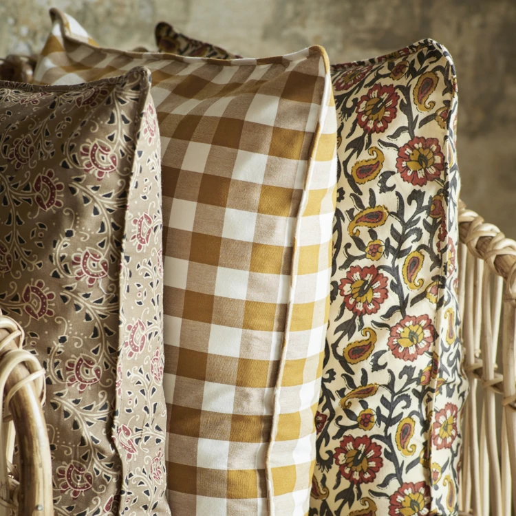 Housse de coussin en coton tissé à carreaux vichy
