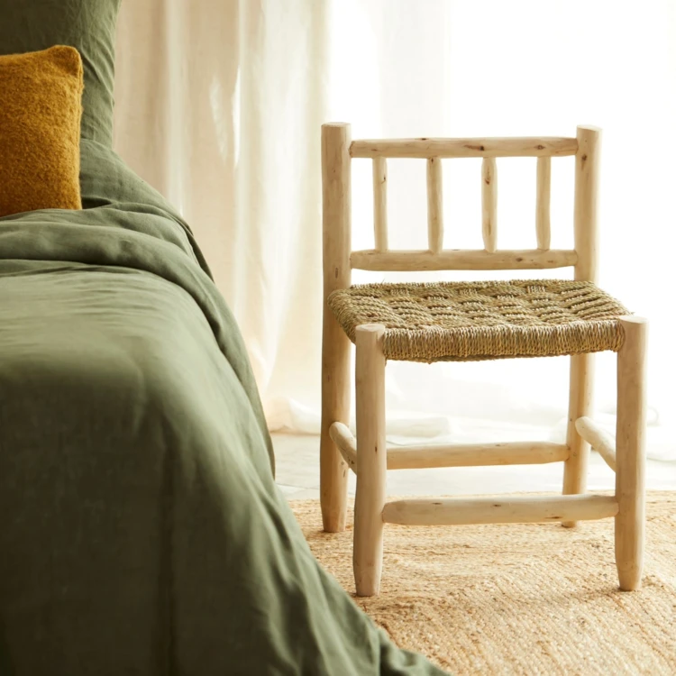 Chaise en bois de laurier et doum