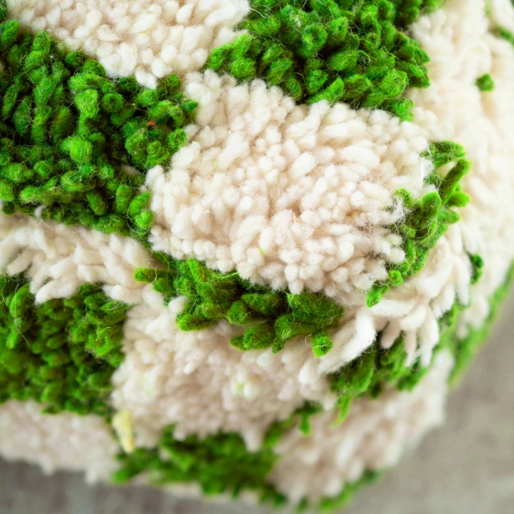 Housse de pouf damier en laine