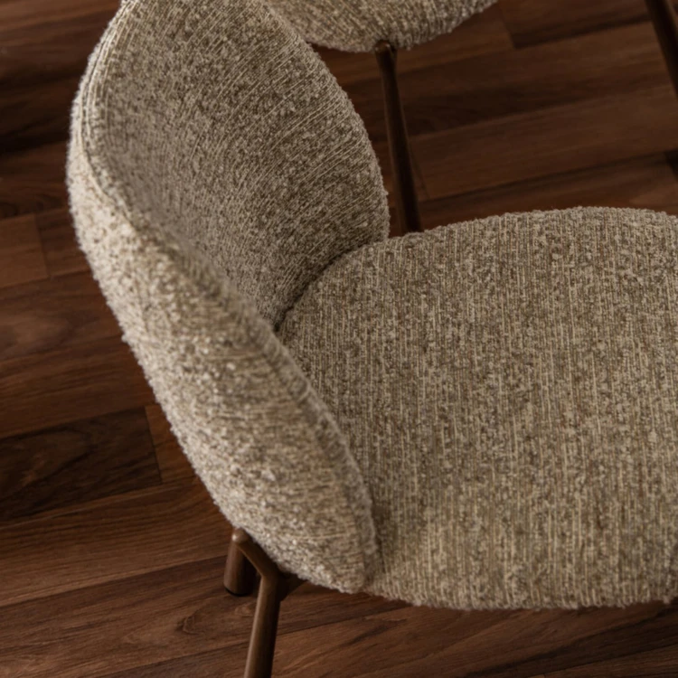 Chaise en métal et textile