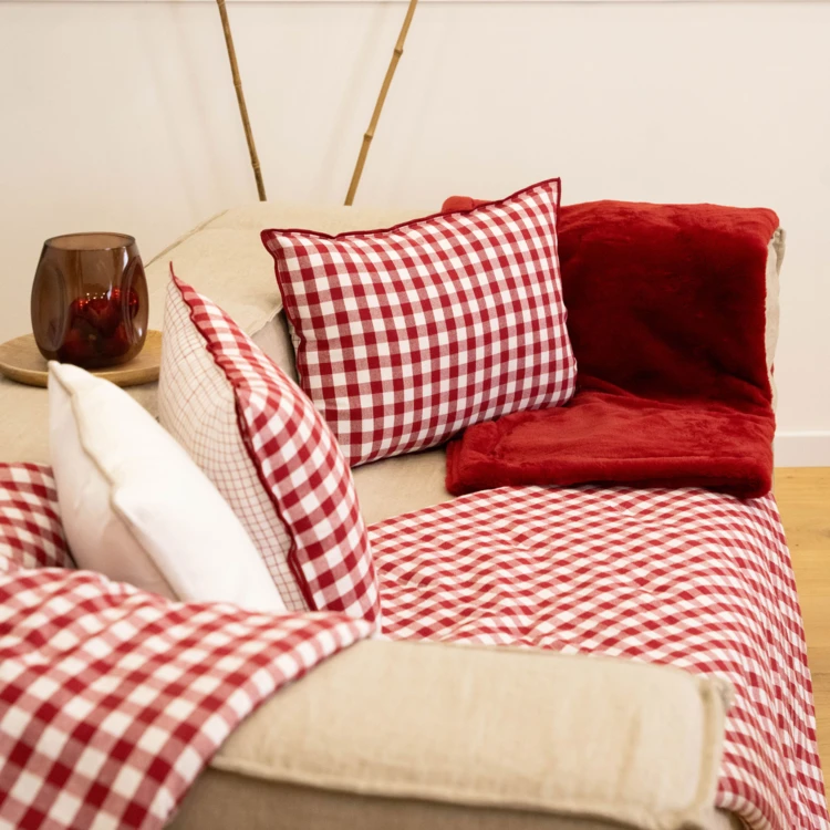 Coussin motif Vichy