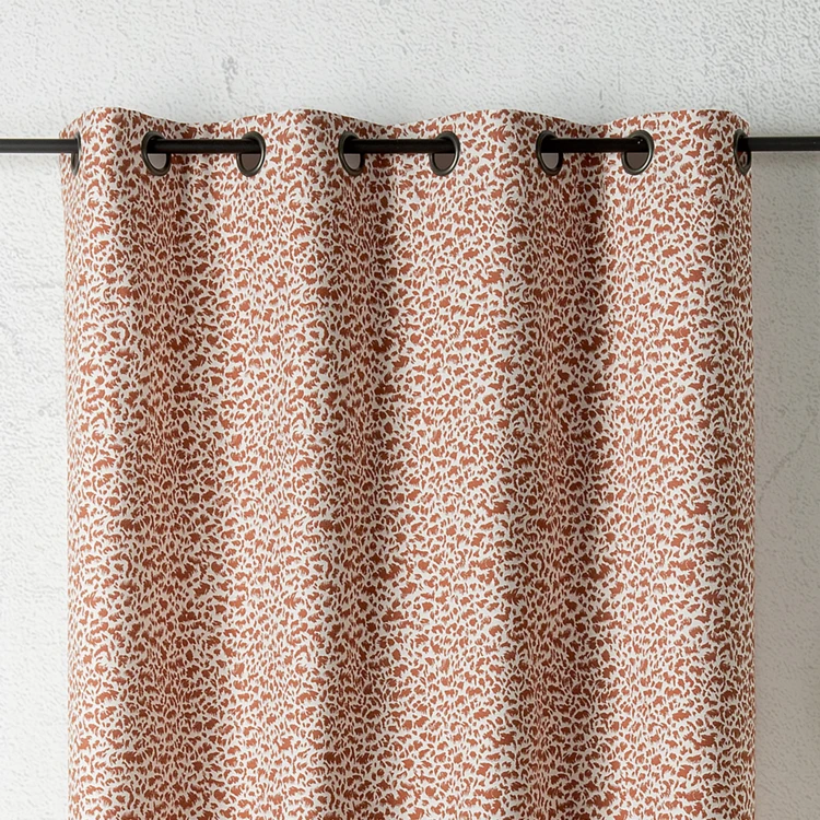 Rideau jacquard abstrait texturé à oeillets