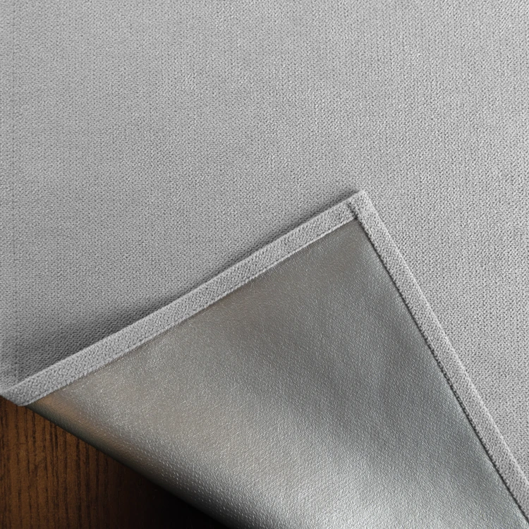 Cortina térmica 100% opaca con ojales y reflector de calor