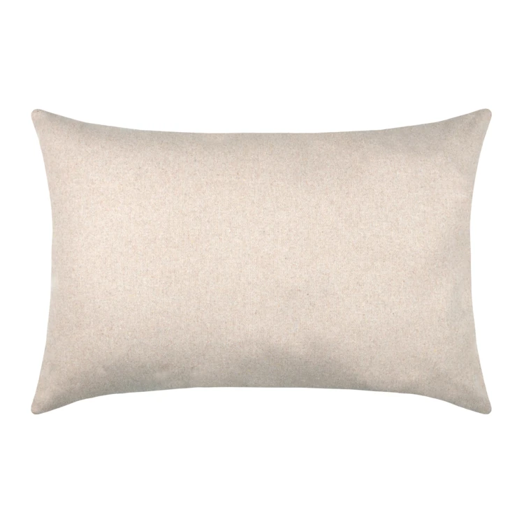 Coussin décoratif à motif montagnes brodé