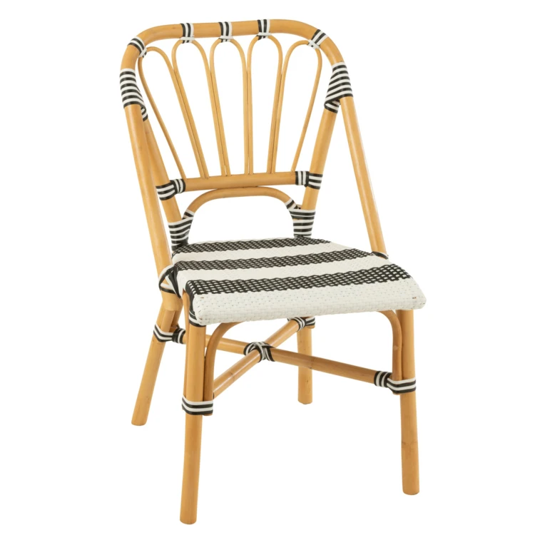 Chaise en rotin extérieure à rayures