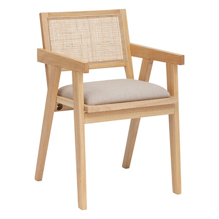 Silla de comedor de madera con respaldo de mimbre