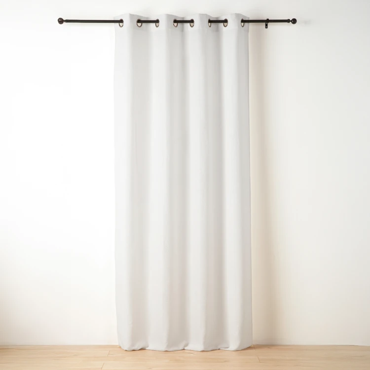 Siebvorhang mit strukturiertem Garn