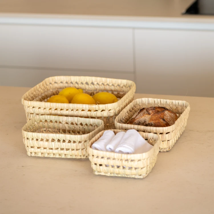 Panier rectangle en feuille de palmier