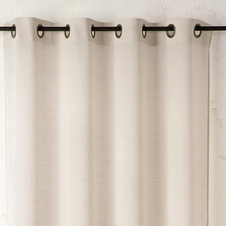 Voilage uni en laine avec oeillets