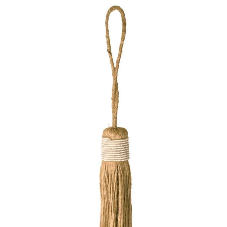 Fermacravatta con nappina naturale