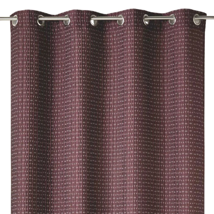 Cortina gruesa en Jacquard Lisa con Relieves