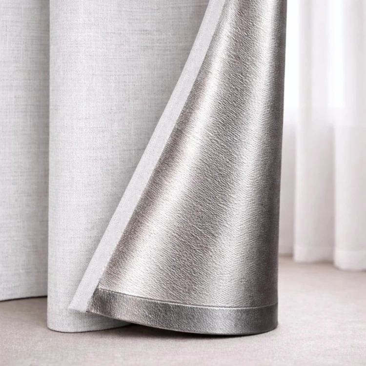 Tissu occultant et isolant thermique métallisé