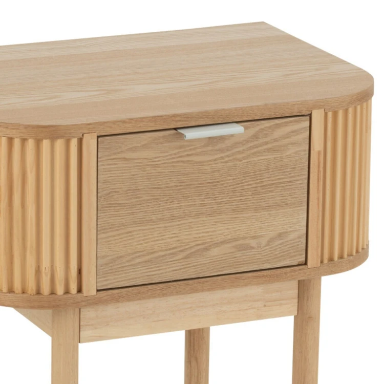 Runder Nachttisch aus naturbelassenem Holz mit Schublade