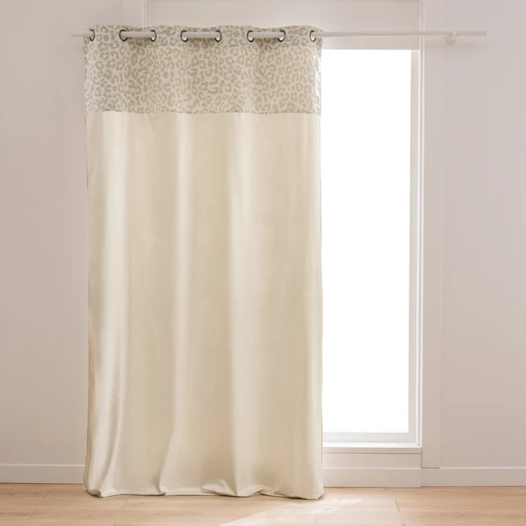 Rideau tamisant en polycoton avec bandeau jacquard chenille léopard