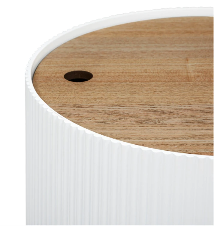 Mesa de café con almacenamiento tipo cofre