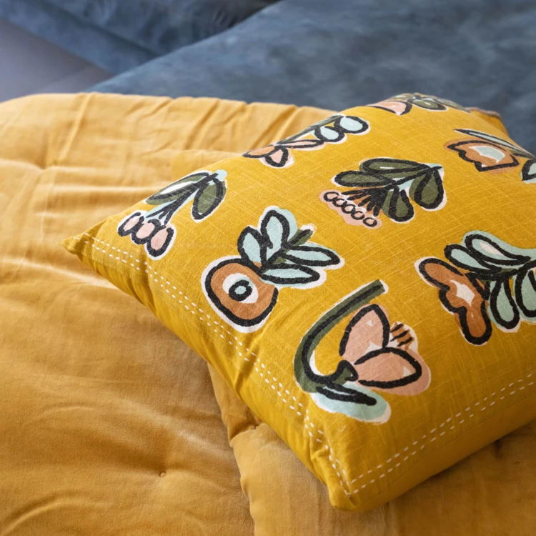 Coussin motif fleur design