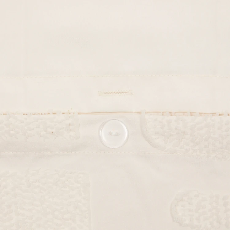 Conjunto de cama de 3 peças em microfibra lavada com motivos tufados