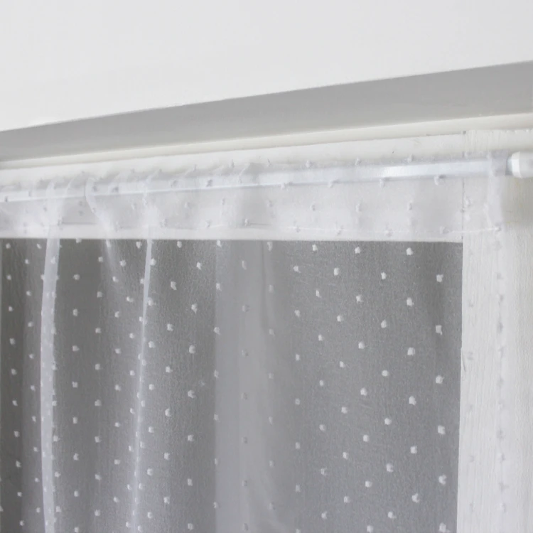 Paire de petits vitrages à plumetis en organza