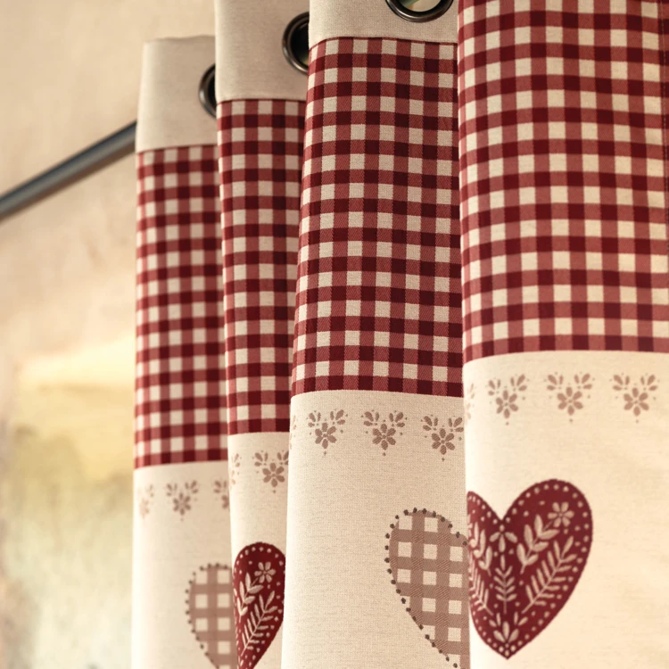 Tenda jacquard con occhielli, parte superiore a quadri vichy e motivi a cuor