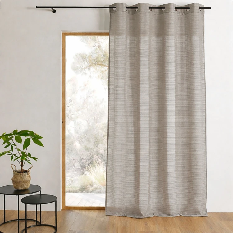 Voilage fantaisie à fines rayures